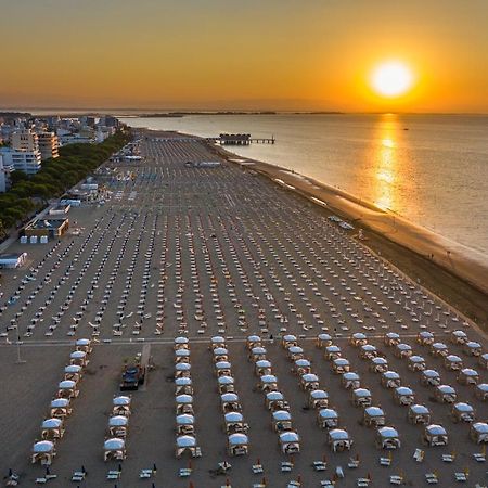 Appartamenti Lucerna Lignano Sabbiadoro Extérieur photo