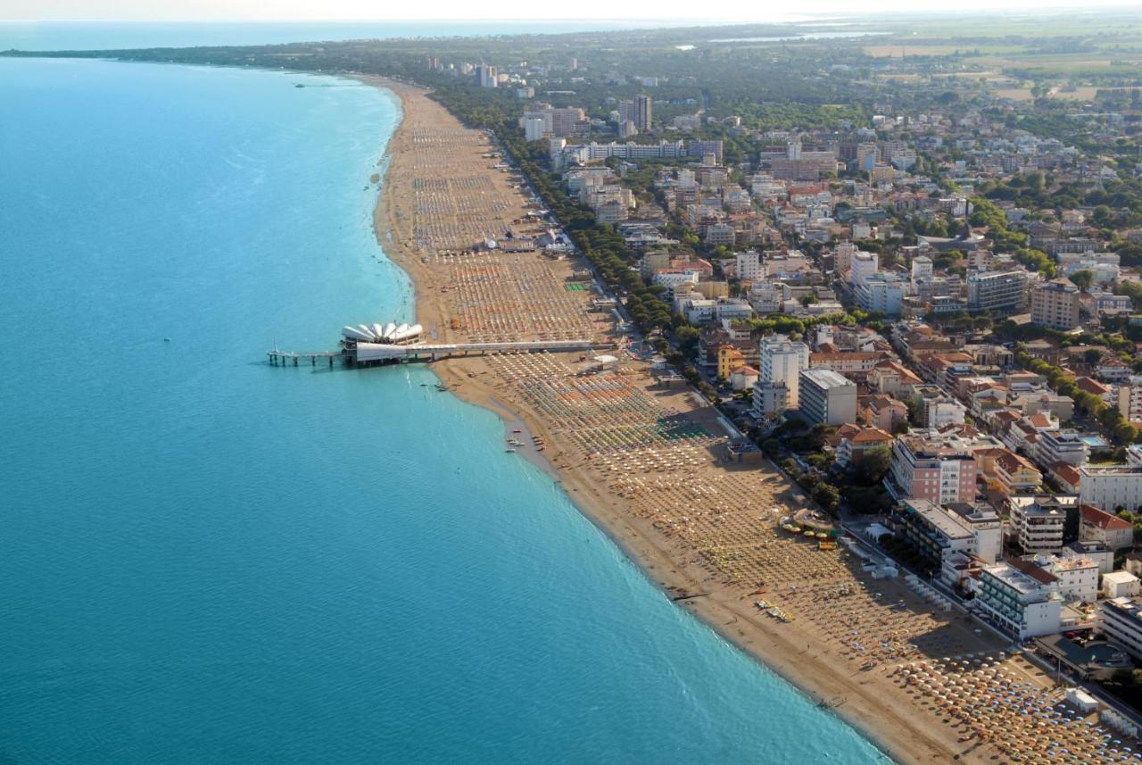 Appartamenti Lucerna Lignano Sabbiadoro Extérieur photo