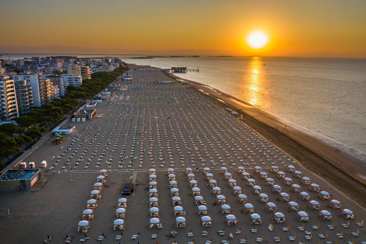 Appartamenti Lucerna Lignano Sabbiadoro Extérieur photo